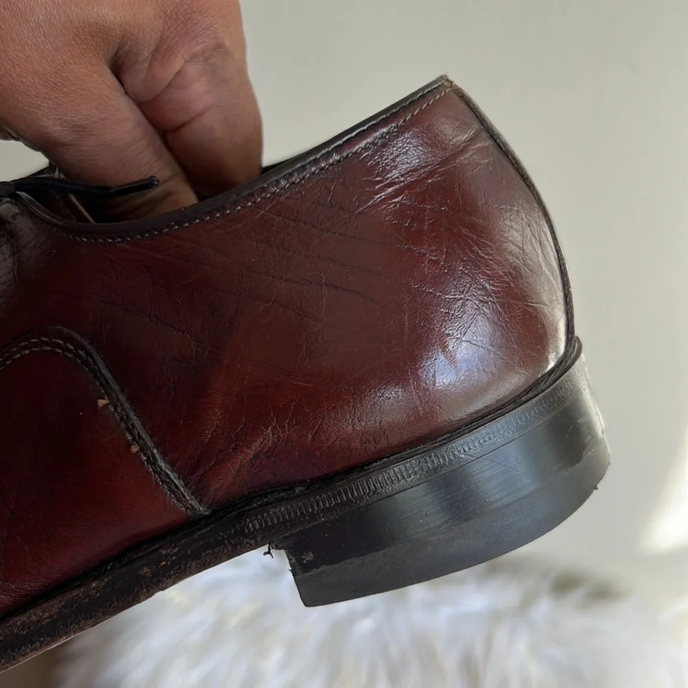 Crown Imperial brown leather shoes 9D